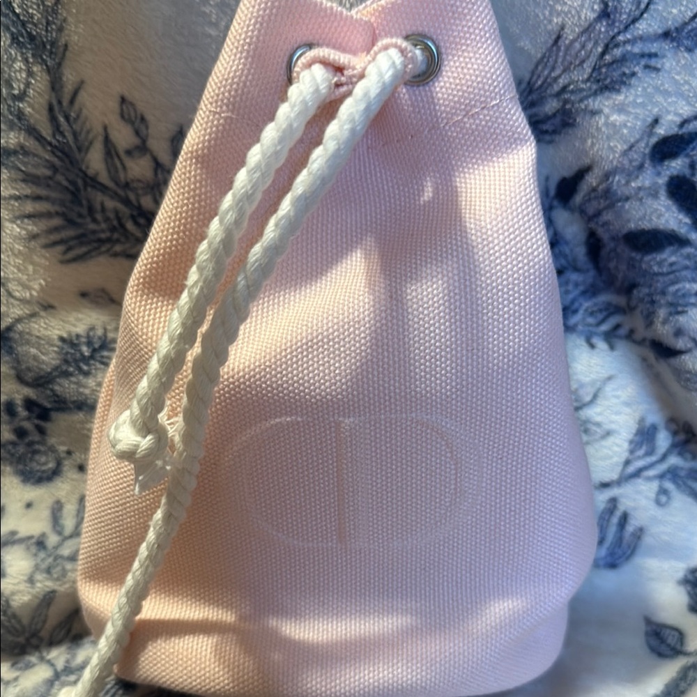 Dior bundle, 000 ROUGE, MASCARA & pink DUSTY CD BUCKET BAG BUNDLE - Picture 3 of 5